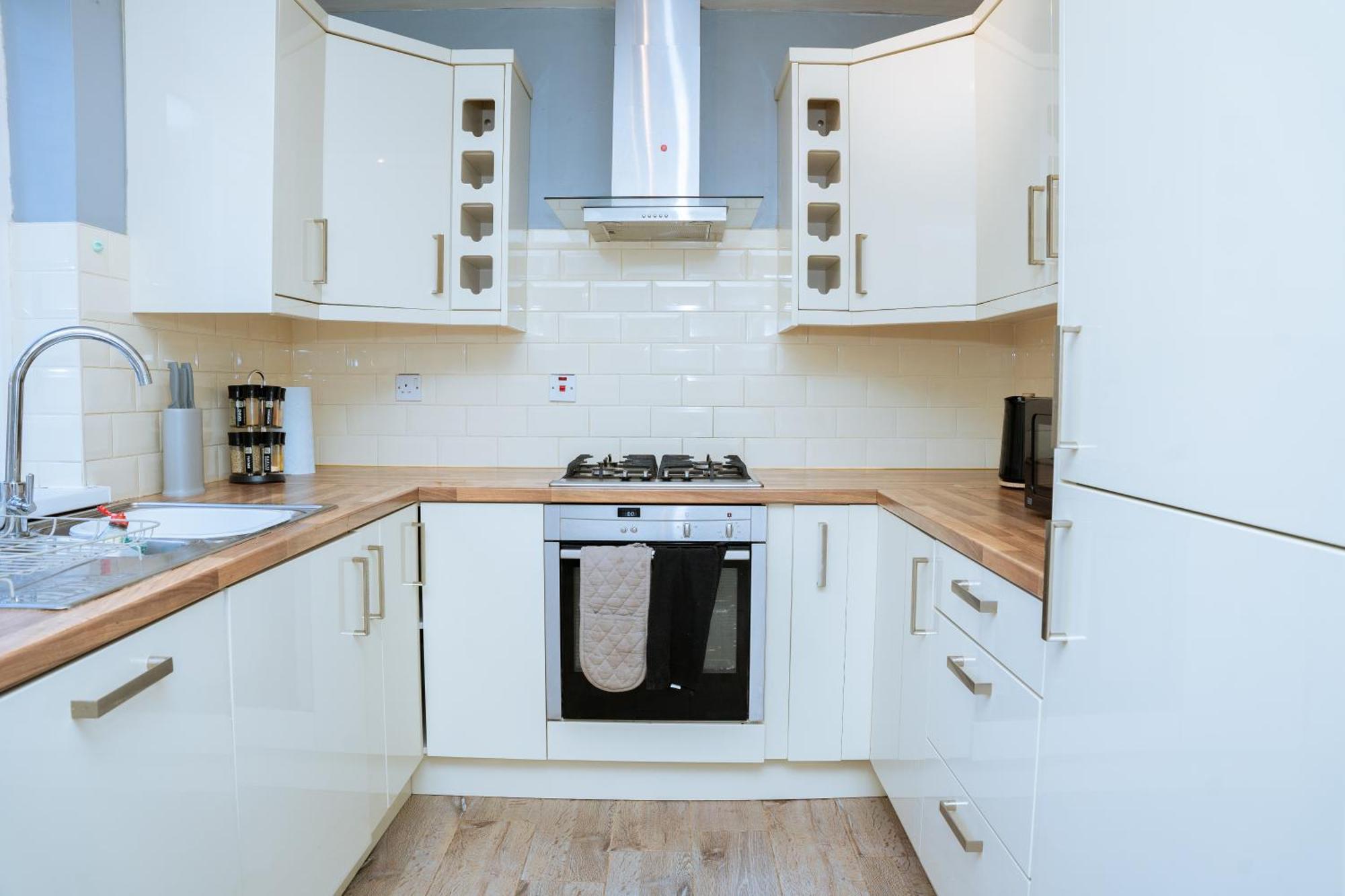 Modern 3Bed Home With Hot Tub Leeds  Extérieur photo