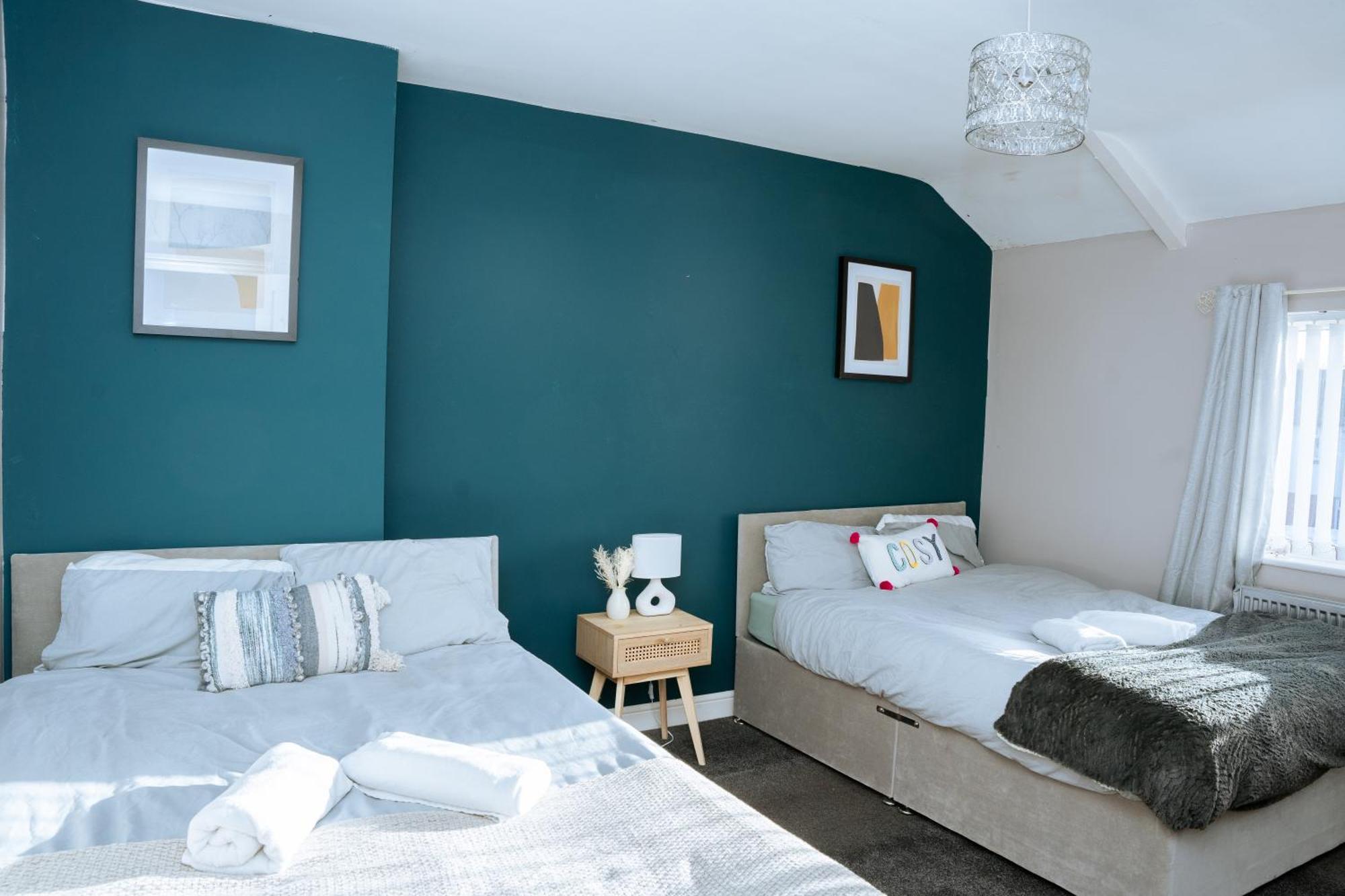 Modern 3Bed Home With Hot Tub Leeds  Extérieur photo